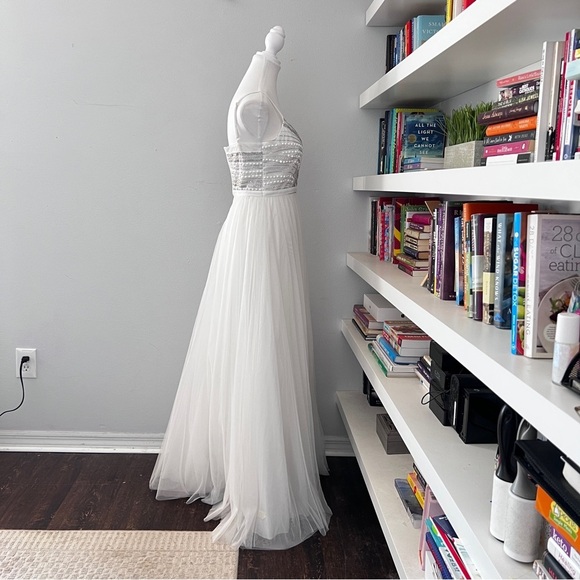 TLC Say Yes To The prom White Gown with Beaded Details size 1 - Picture 8 of 15